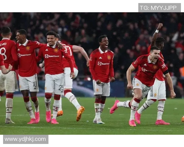 曼联收购33美元突破:豪门转折点的背后机遇与挑战 曼联收购33美元突破:豪门转折点的背后机遇与挑战